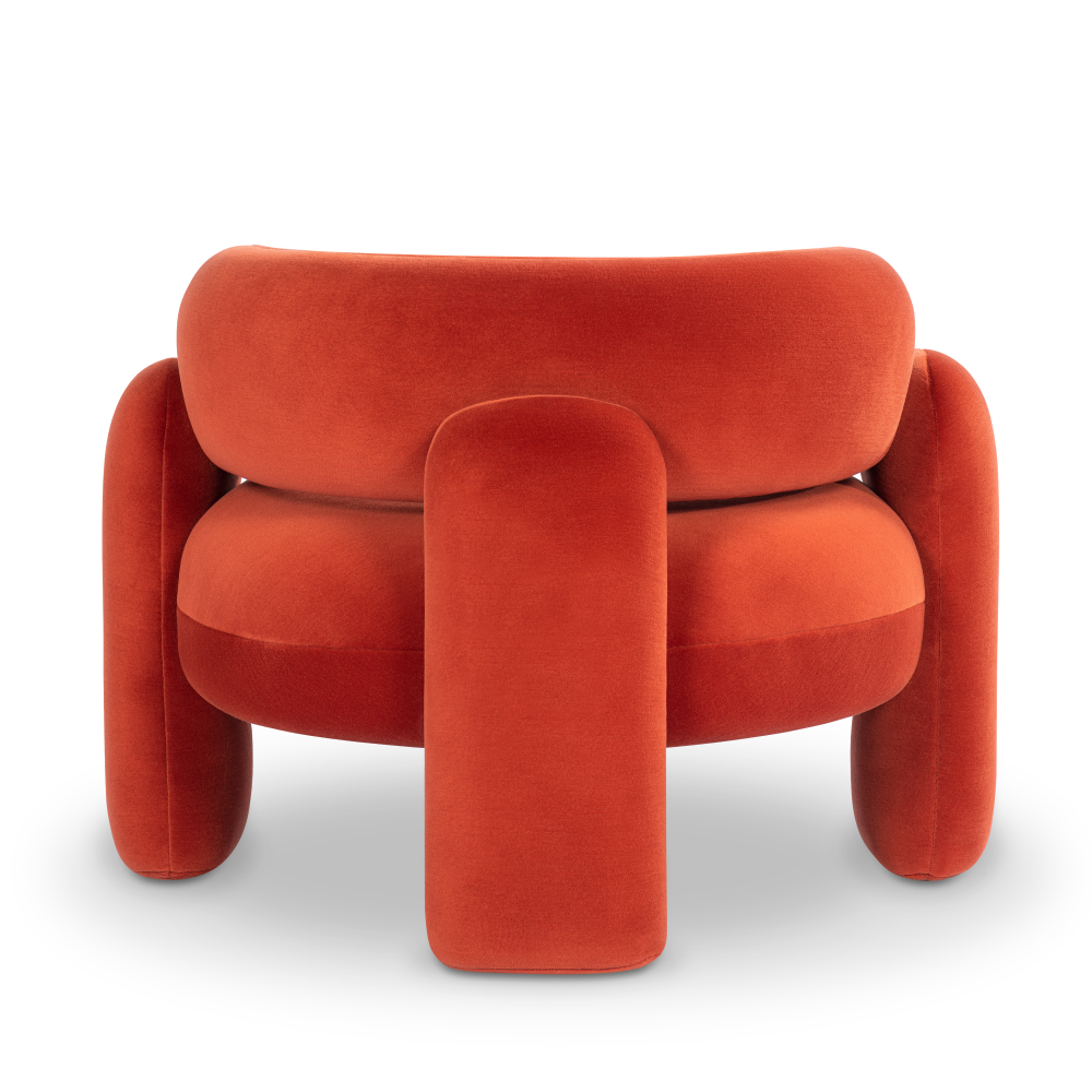 Royal_Stranger_Embrace_Armchair_Gentle_373_2